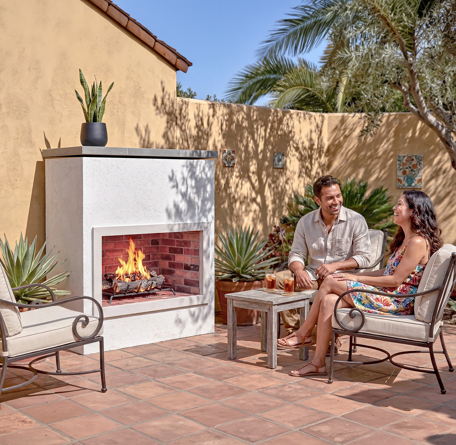 Cabo – Modern Outdoor Gas Fireplace